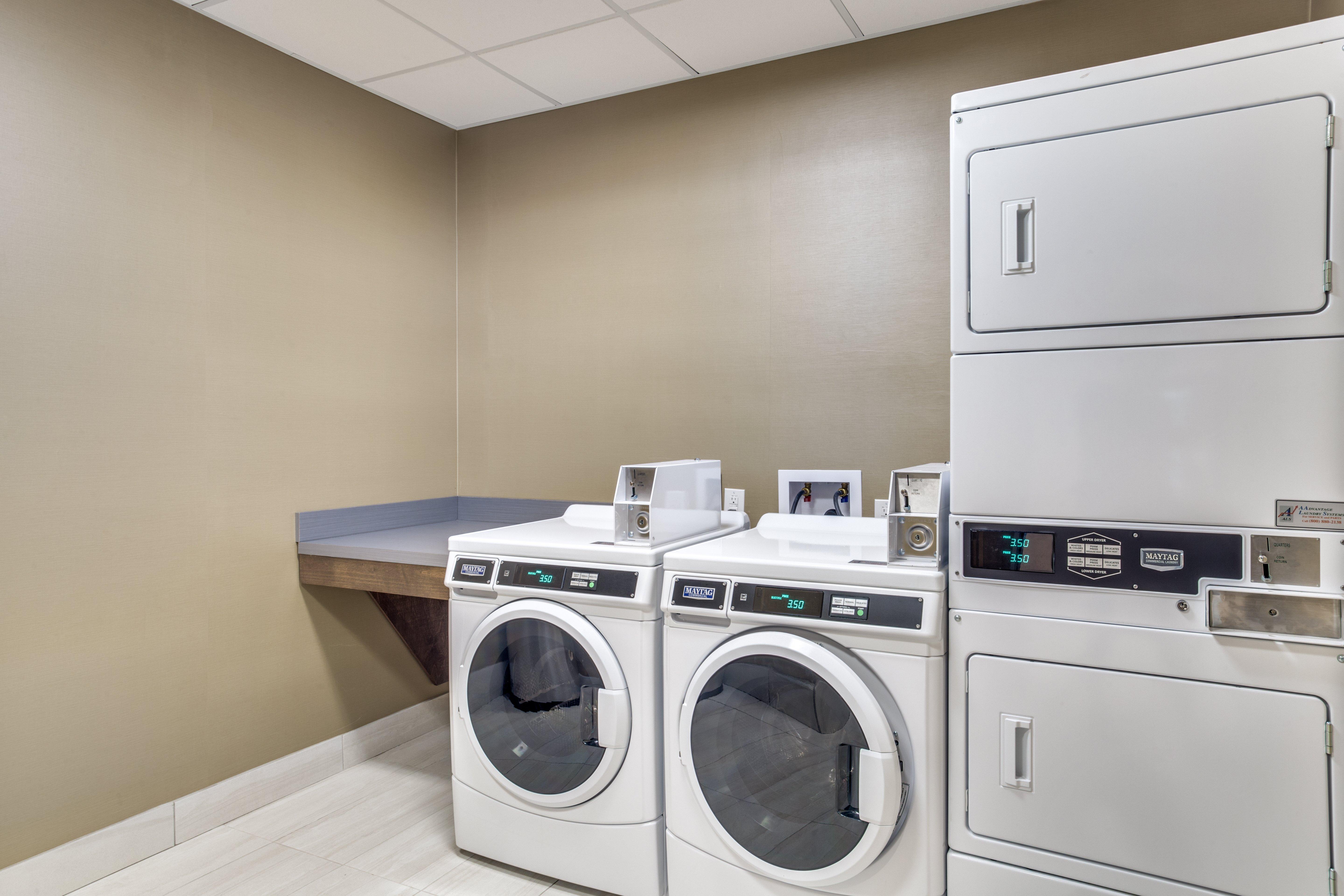 Hilton Garden Inn Denton Ngoại thất bức ảnh