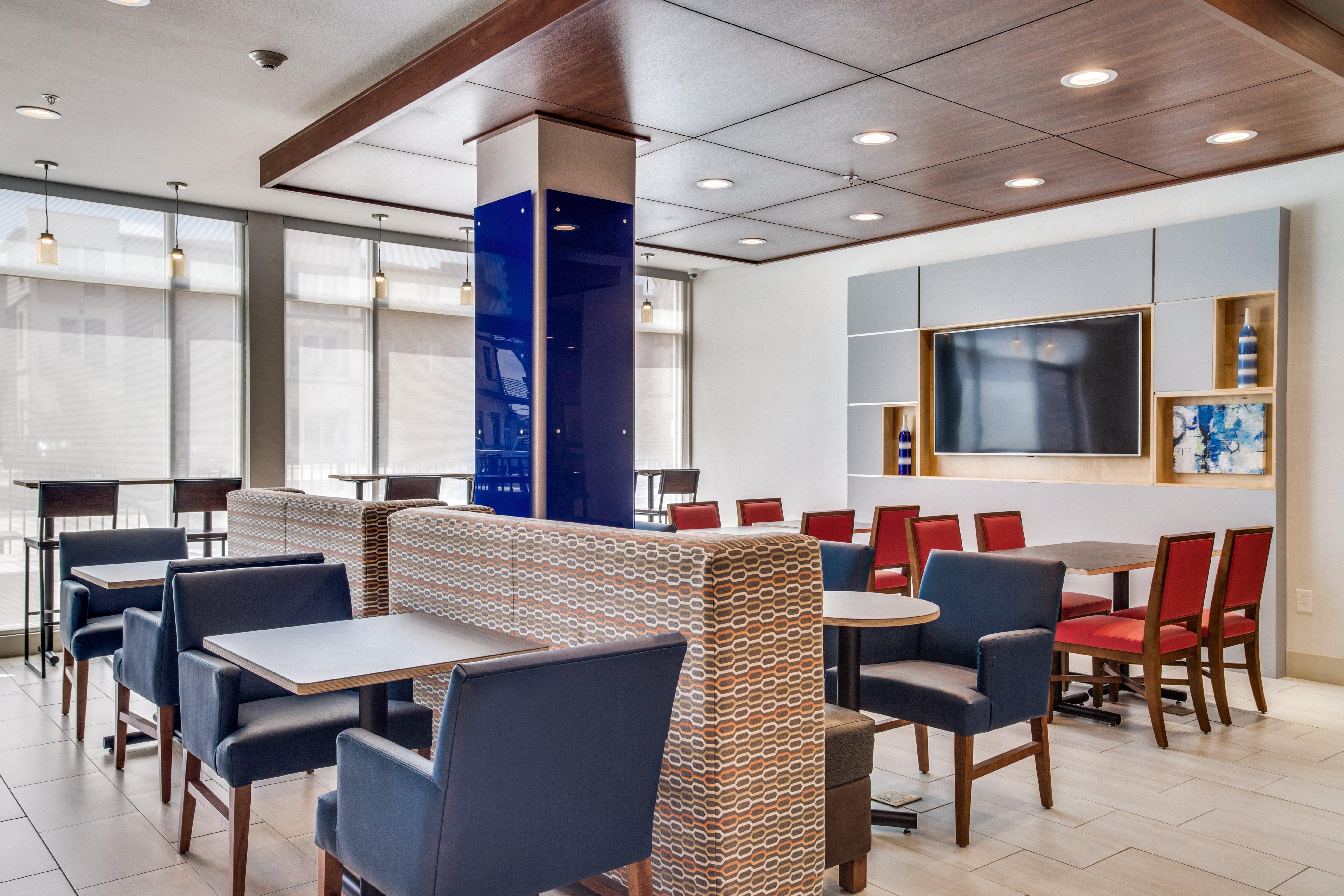 Hilton Garden Inn Denton Ngoại thất bức ảnh