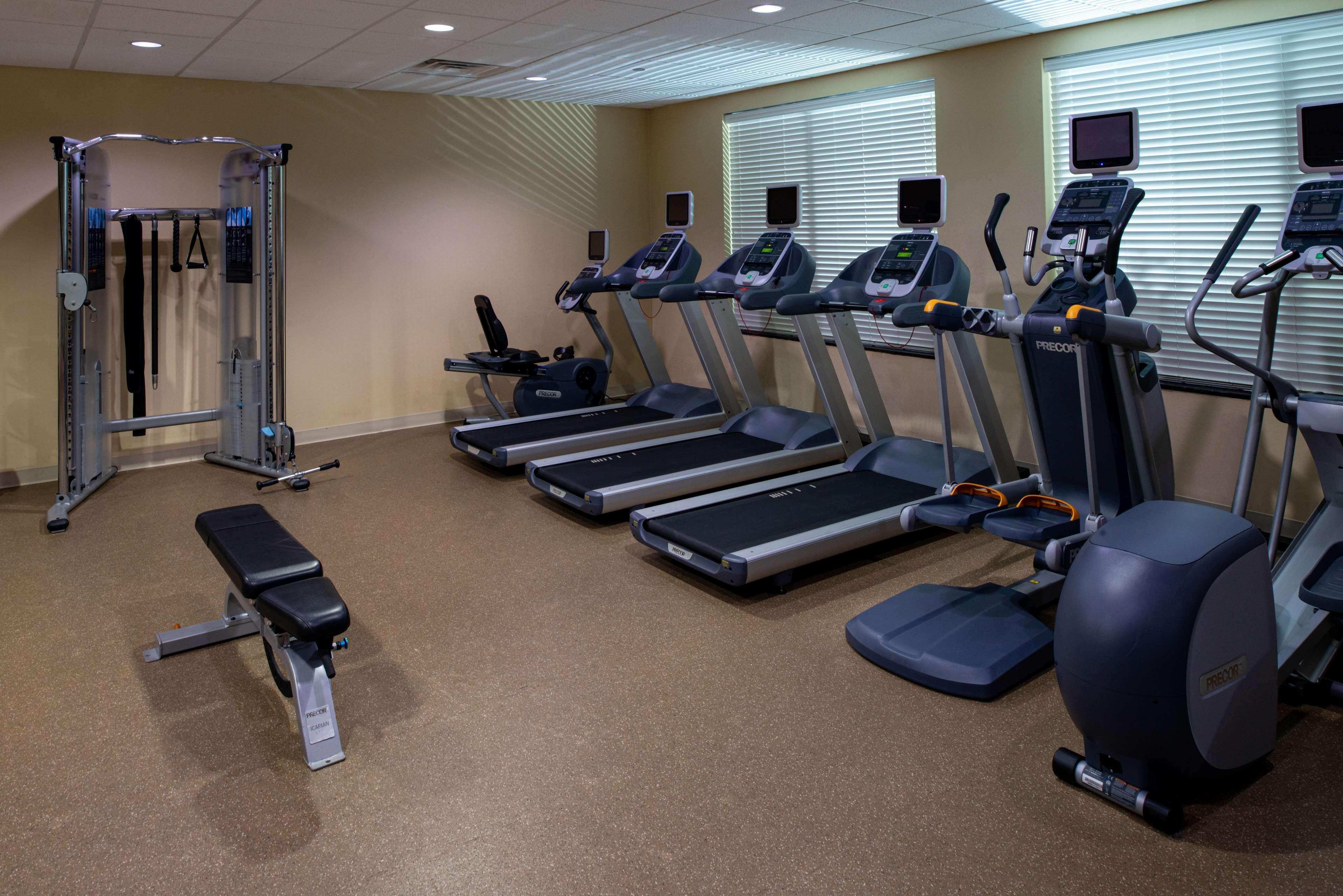 Hilton Garden Inn Denton Ngoại thất bức ảnh