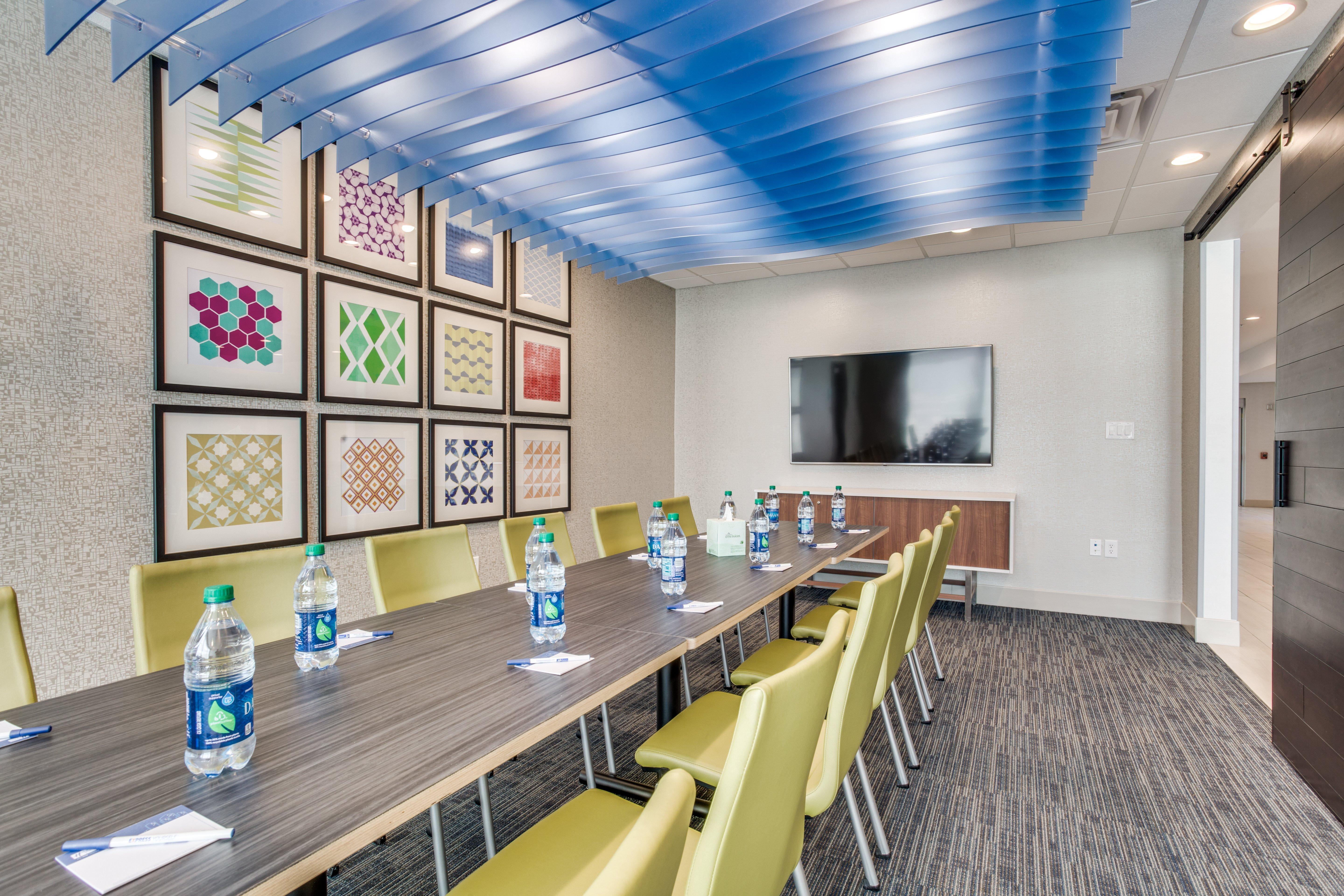 Hilton Garden Inn Denton Ngoại thất bức ảnh