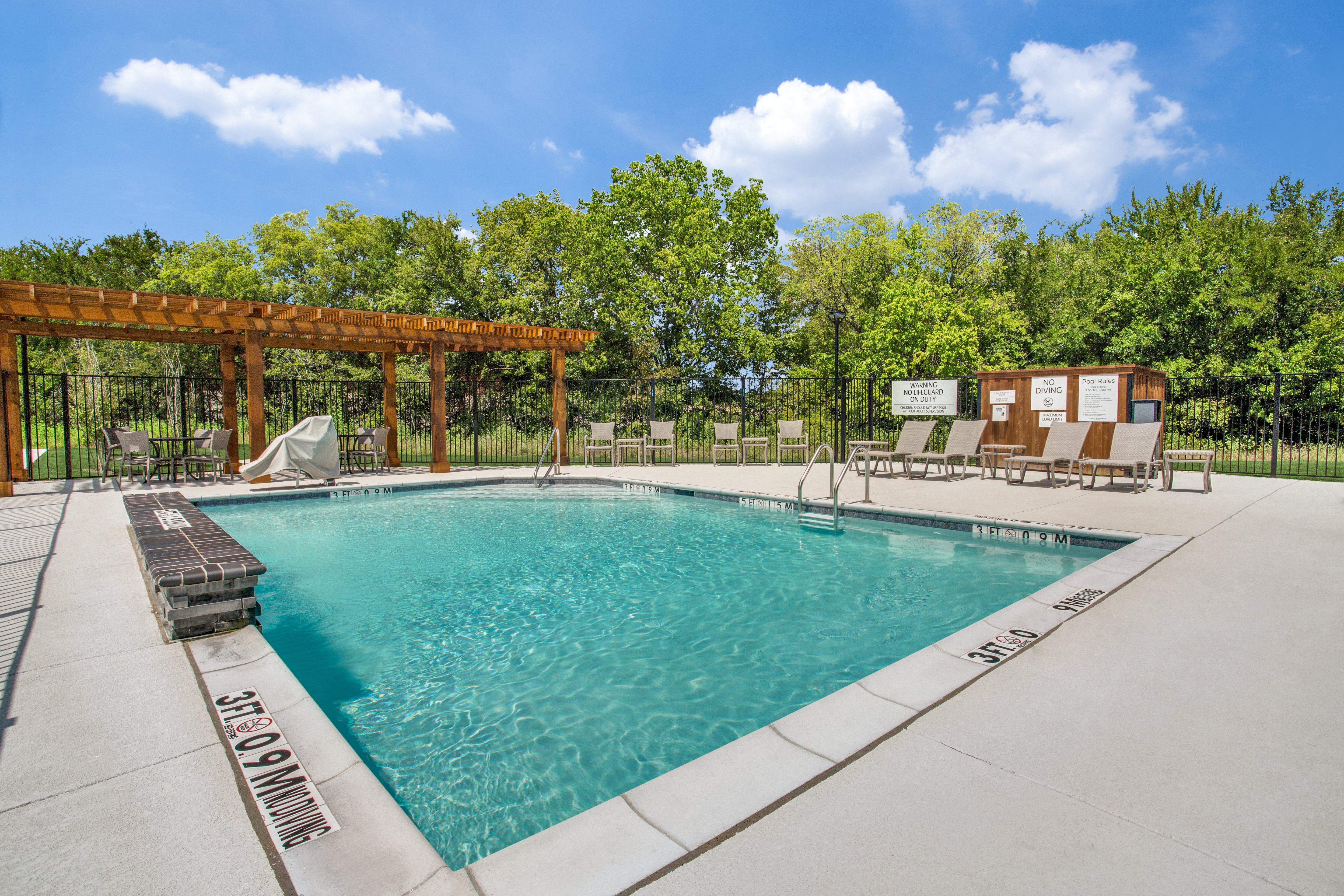 Hilton Garden Inn Denton Ngoại thất bức ảnh