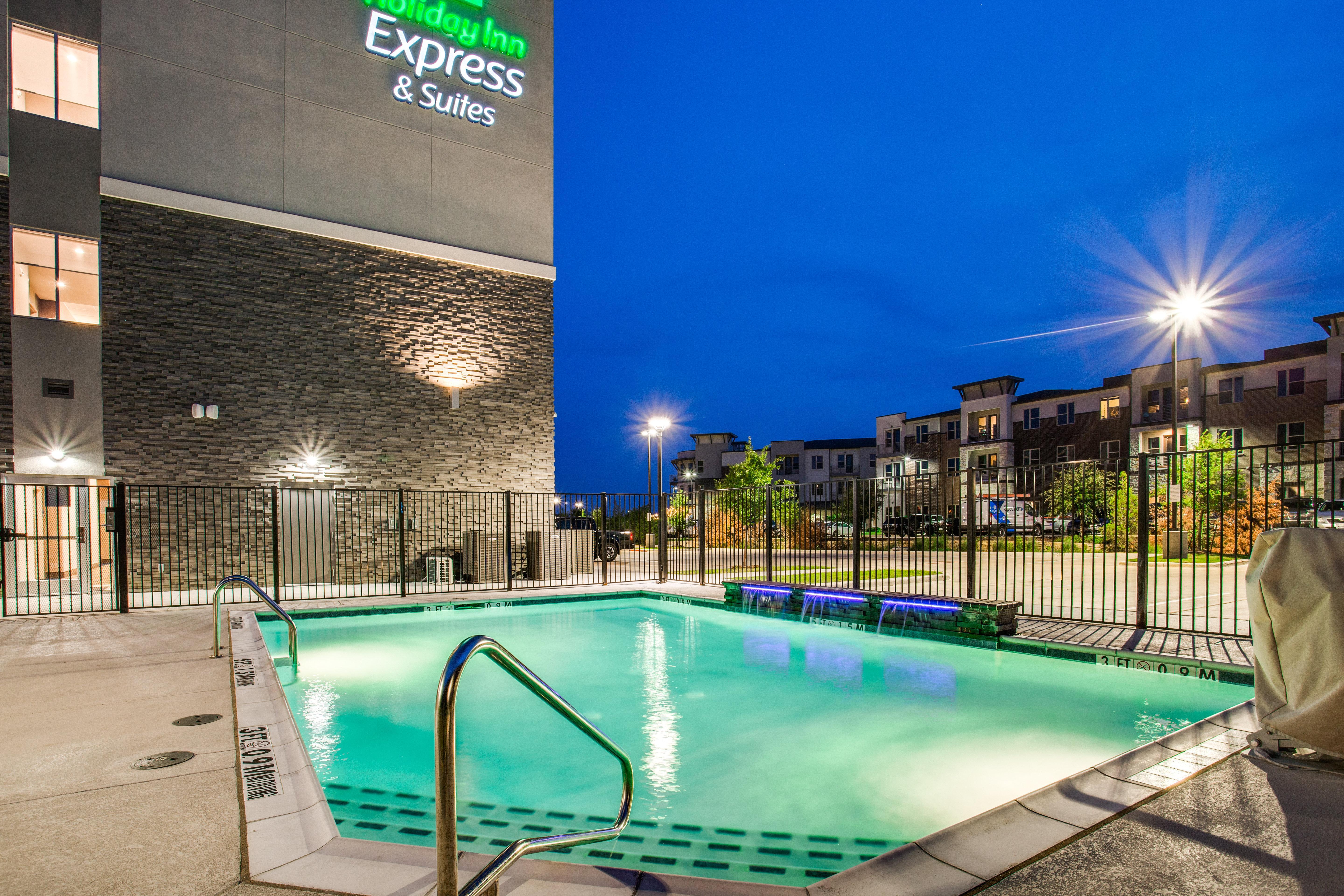Hilton Garden Inn Denton Ngoại thất bức ảnh