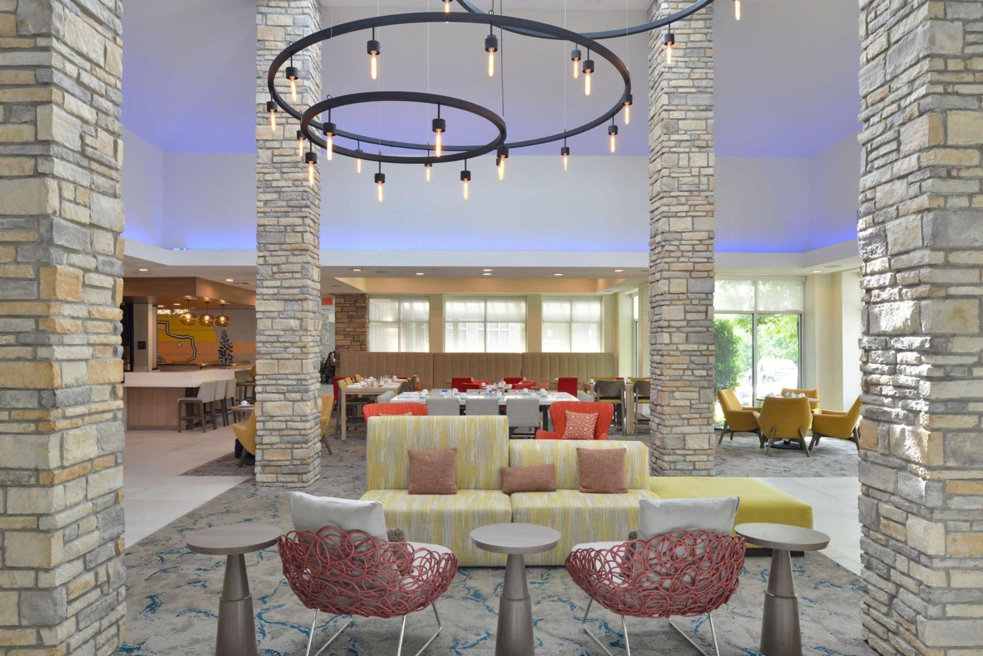 Hilton Garden Inn Denton Ngoại thất bức ảnh